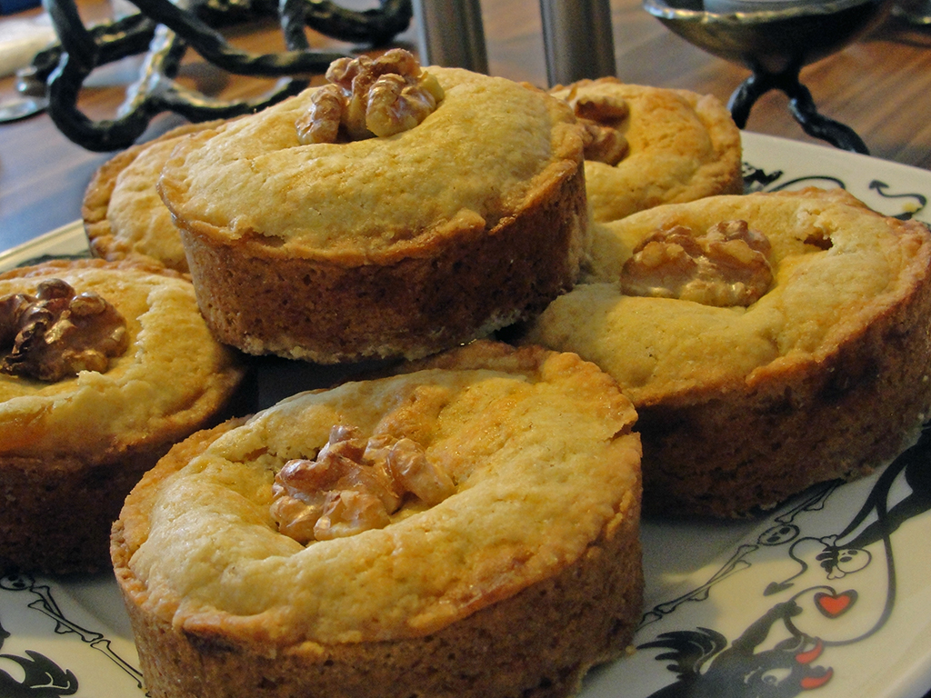 Gedeckter Apfelkuchen Mit Apfelmus Und Zimt Ichliebebacken De